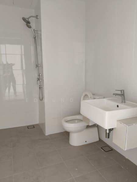 Office for Rent in Seri Kembangan (Selangor) - Edmund Goh - Bathroom - PropertyGuru.com.my