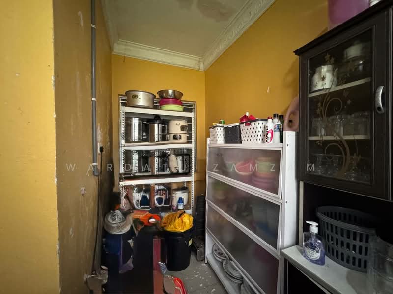 2-storey Terraced House for Sale in Taman Puncak Saujana (Kajang) - Wardatu Zamzam - Kitchen - PropertyGuru.com.my