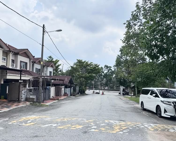 2-storey Terraced House for Sale in Taman Puncak Saujana (Kajang) - Wardatu Zamzam - Exterior - PropertyGuru.com.my