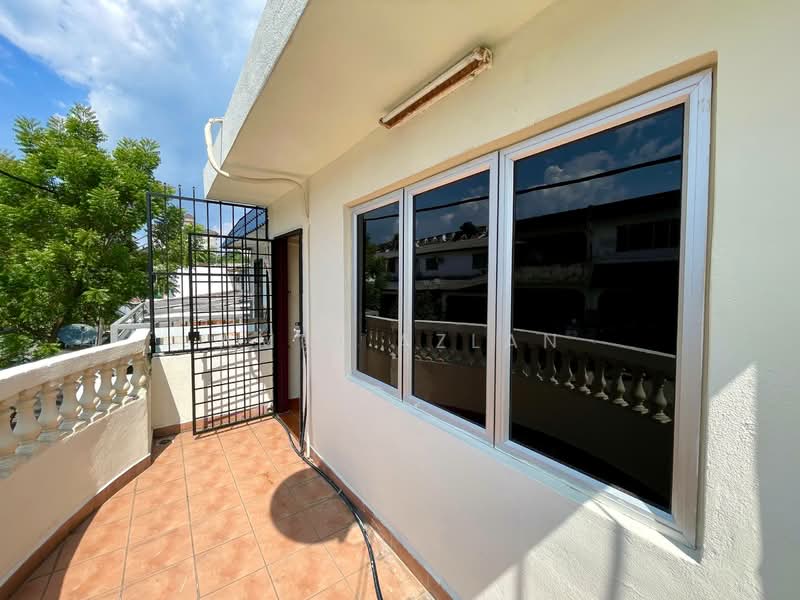 2-storey Terraced House for Sale in Kajang (Selangor) - Amin Azlan - Exterior - PropertyGuru.com.my
