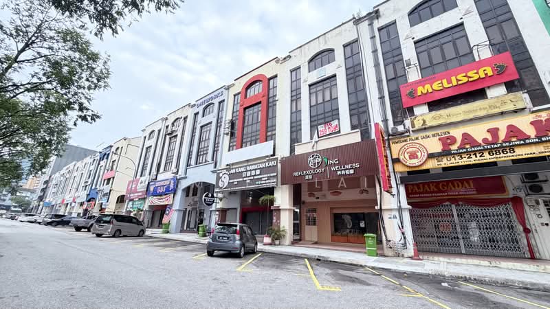 Pejabat untuk Disewa di Kuchai Entrepreneurs Park (Kuchai Lama) - Amber Lai - Exterior - PropertyGuru.com.my
