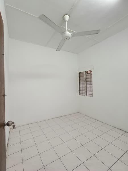 1-storey Terraced House for Rent in Batu Gajah (Perak) - Ms Yong - PropertyGuru.com.my