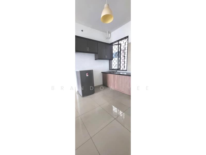 Servis Apartment untuk Disewa di Univ 360 Place - Brandon Yee - Kitchen - PropertyGuru.com.my