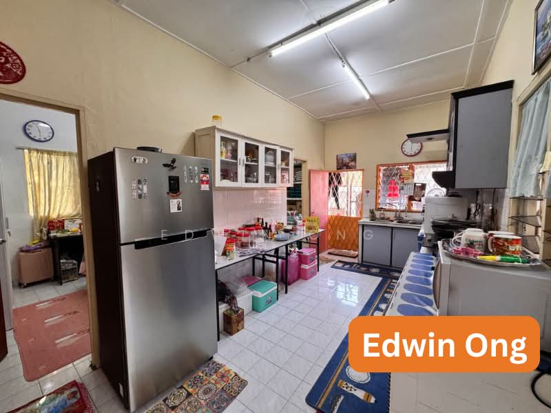 Semi-Detached House for Sale in Tanjung Bungah (Penang) - Edwin Ong - Kitchen - PropertyGuru.com.my