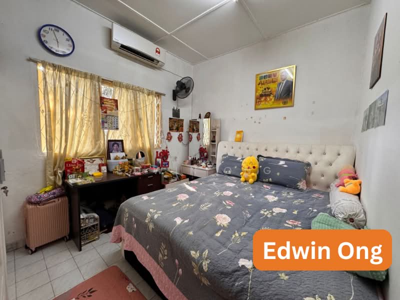 Semi-Detached House for Sale in Tanjung Bungah (Penang) - Edwin Ong - Bedroom - PropertyGuru.com.my