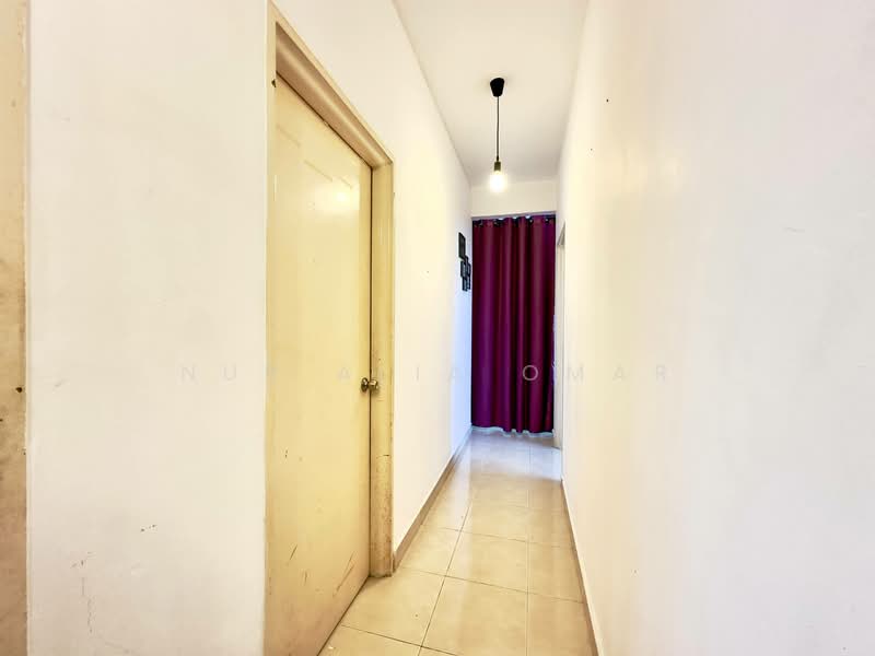 Condominium for Sale at Kristal Heights - Nur Alia Omar - Corridor - PropertyGuru.com.my