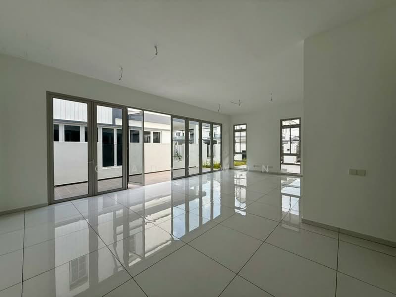 Semi-Detached House for Sale in Taman Ekoflora (Johor Bahru) - Gladys Wong - Living Room - PropertyGuru.com.my