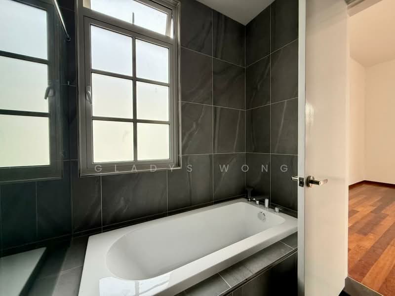 Semi-Detached House for Sale in Taman Ekoflora (Johor Bahru) - Gladys Wong - Bathroom - PropertyGuru.com.my
