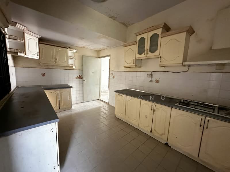 Bungalow for Sale in Taman Sri Hijau (Rawang) - Jessie Wong - Kitchen - PropertyGuru.com.my