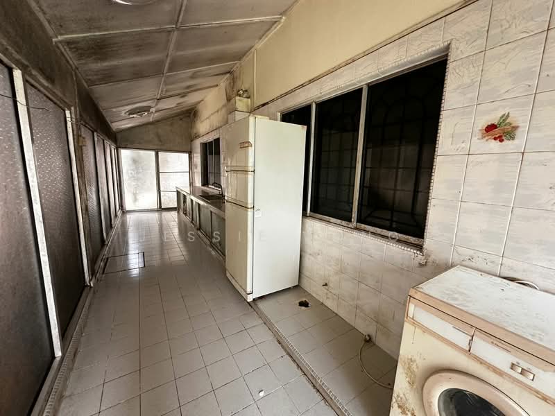 Bungalow for Sale in Taman Sri Hijau (Rawang) - Jessie Wong - Kitchen - PropertyGuru.com.my