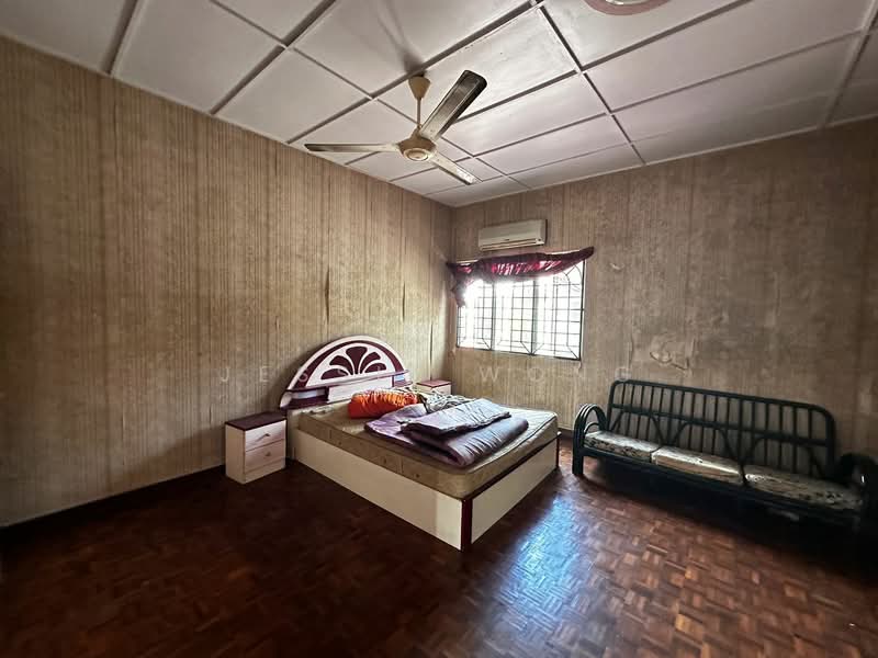 Bungalow for Sale in Taman Sri Hijau (Rawang) - Jessie Wong - Bedroom - PropertyGuru.com.my