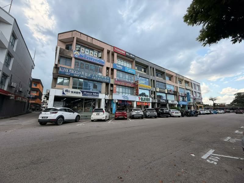 Kedai / Pejabat untuk Dijual di Permas Jaya (Johor) - Kai Ni - Exterior - PropertyGuru.com.my
