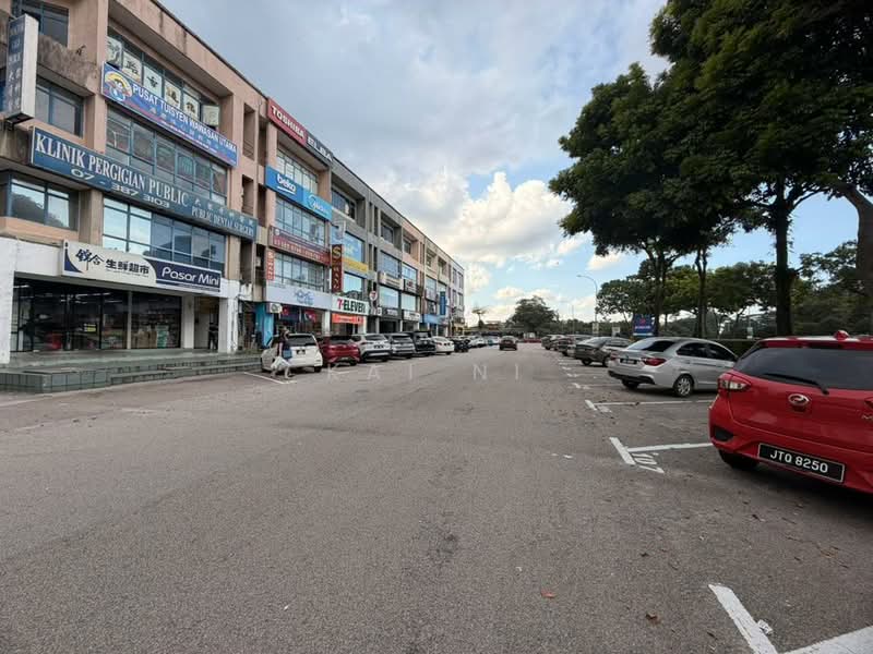 Kedai / Pejabat untuk Dijual di Permas Jaya (Johor) - Kai Ni - Exterior - PropertyGuru.com.my