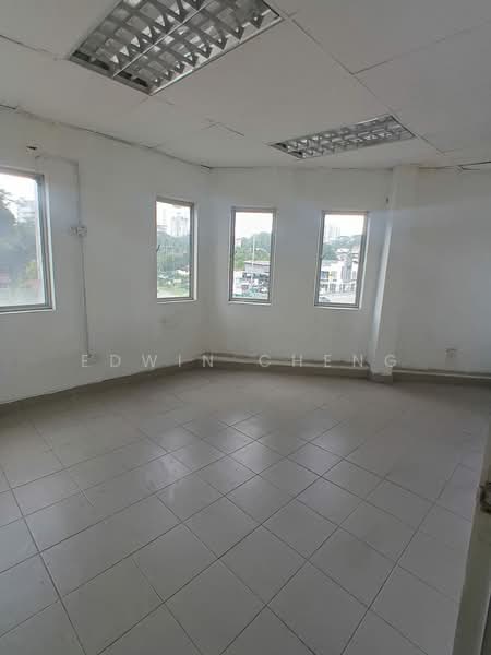 Shop / Office for Rent in Jalan Klang Lama (Old Klang Road) (Kuala Lumpur) - Edwin Cheng - Interior - PropertyGuru.com.my
