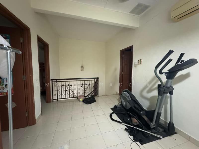 2-storey Terraced House for Sale in Taman Pelangi Semenyih (Semenyih) - Ammeer Nadzrai - Interior - PropertyGuru.com.my