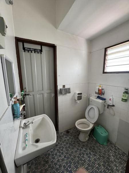 2-storey Terraced House for Sale in Pengkalan Pegoh (Ipoh) - Joseph Wong - Bathroom - PropertyGuru.com.my