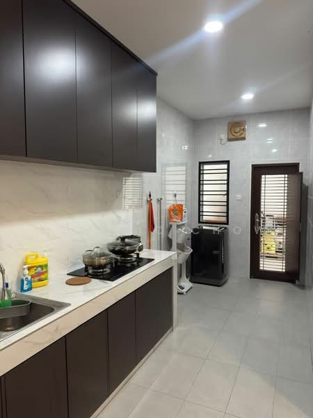 Cluster House for Rent in Kulai (Johor) - Dominic Chow - Kitchen - PropertyGuru.com.my