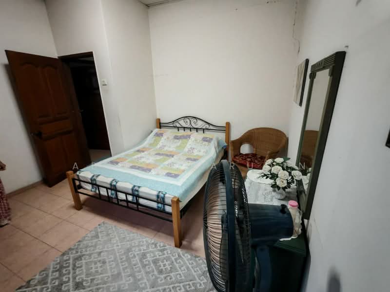 2-storey Terraced House for Sale in Taman Keramat (Ulu Kelang) - Abid Sabarudin - Bedroom - PropertyGuru.com.my
