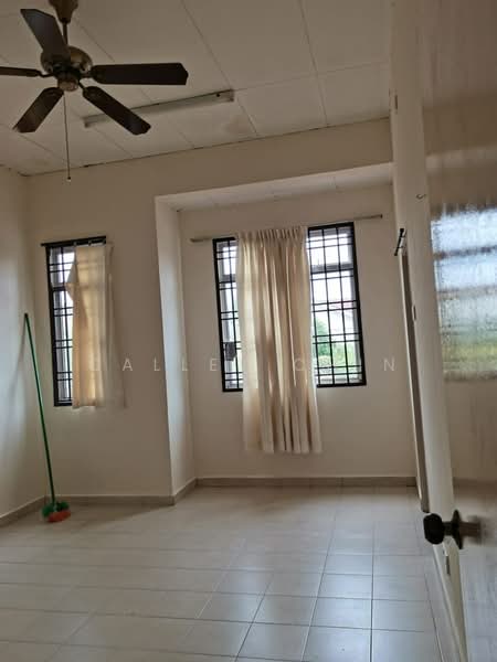 Terraced House for Sale in Taman Pulai Jaya (Kulai) - Calley Chin - Interior - PropertyGuru.com.my