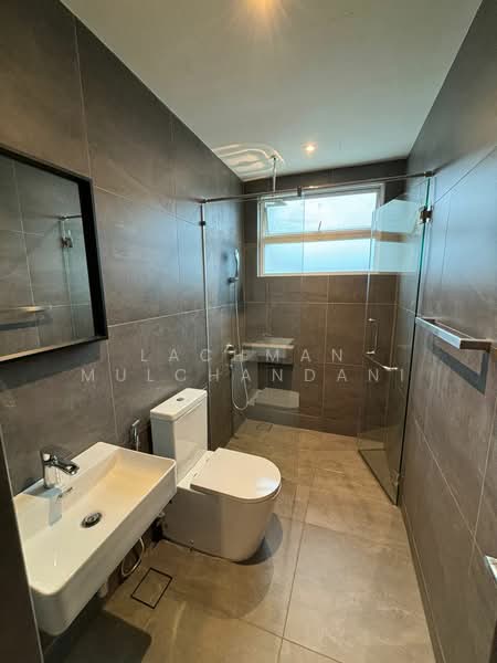 Condominium for Sale at Hijauan Kiara - Lachman Mulchandani - Guest Bathroom - PropertyGuru.com.my