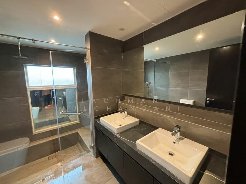 Condominium for Sale at Hijauan Kiara - Lachman Mulchandani - Master Bathroom - PropertyGuru.com.my