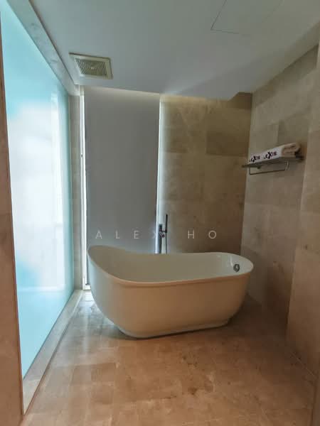 Servis Apartment untuk Dijual di The Lexis Suite Condotel - Alex Ho - Bathroom - PropertyGuru.com.my