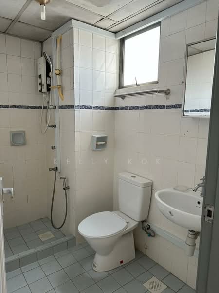 Kondominium untuk Disewa di Menara Megah - Kelly Kok - Bathroom - PropertyGuru.com.my