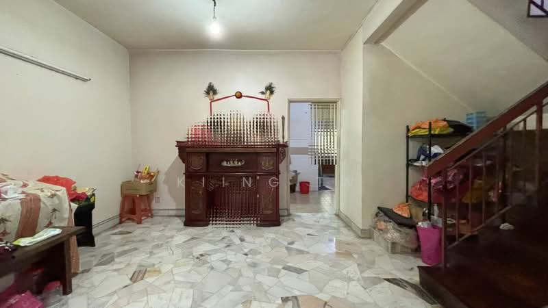 Rumah Teres 2 Tingkat untuk Dijual di Taman Bukit Maluri (Kepong) - Kiing TW - Living Room - PropertyGuru.com.my