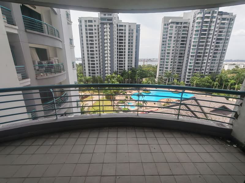 Kondominium untuk Dijual di The Straits View Condominium - Ryan Tan - Balcony - PropertyGuru.com.my