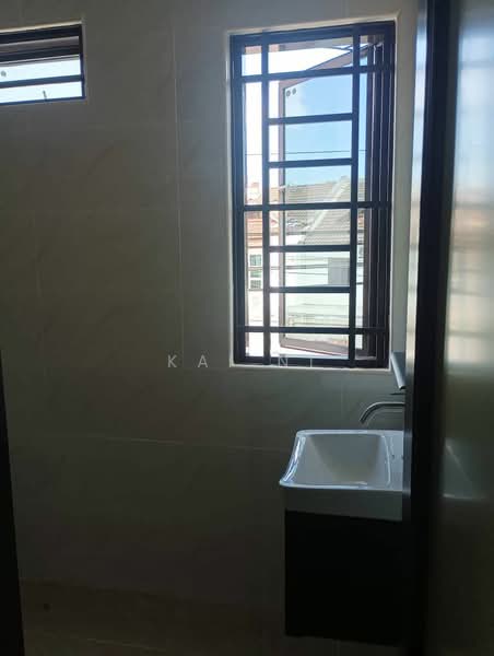 2-storey Terraced House for Sale in Skudai (Johor) - Kai Ni - Bathroom - PropertyGuru.com.my