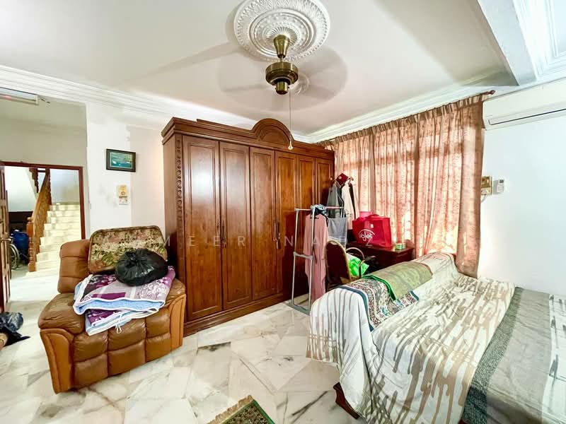 Bungalow for Sale in Seksyen 9 (Shah Alam) - Ammeer Nadzrai - Bedroom - PropertyGuru.com.my