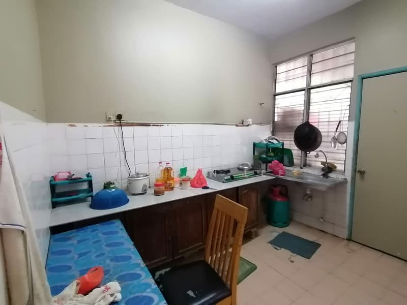 2-storey Terraced House for Sale in Bukit Sentosa (Rawang) - Samson Lee - Kitchen - PropertyGuru.com.my