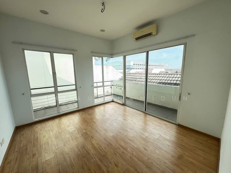 Rumah Banglo untuk Dijual di Kota Kemuning (Shah Alam) - Firdaus Hamidun - PropertyGuru.com.my
