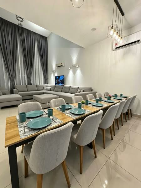 Rumah Teres 3 Tingkat untuk Dijual di Bandar Nusaputra (Puchong) - Henry Liew - Living Room - PropertyGuru.com.my