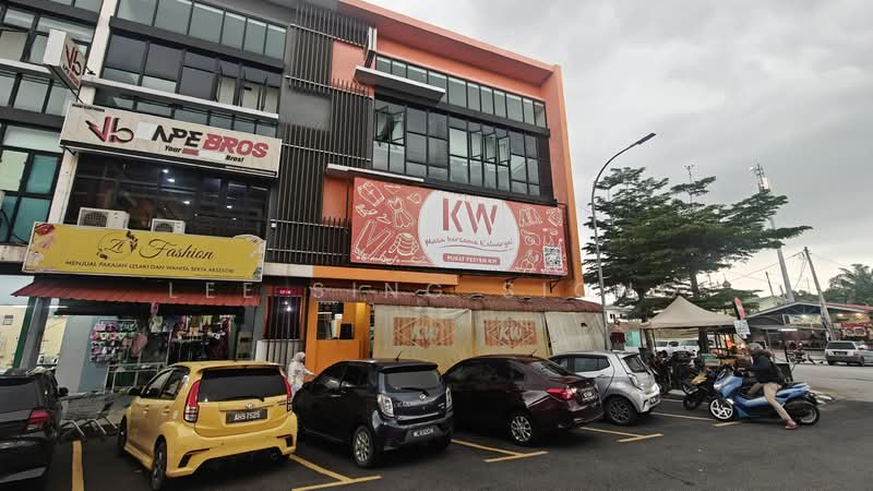 Shop for Rent in Rawang (Selangor) - Lee Sing Siong - Exterior - PropertyGuru.com.my