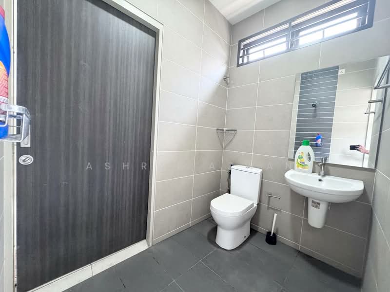 2-storey Terraced House for Sale in Shah Alam (Selangor) - Ashraf Azwan - Bathroom - PropertyGuru.com.my