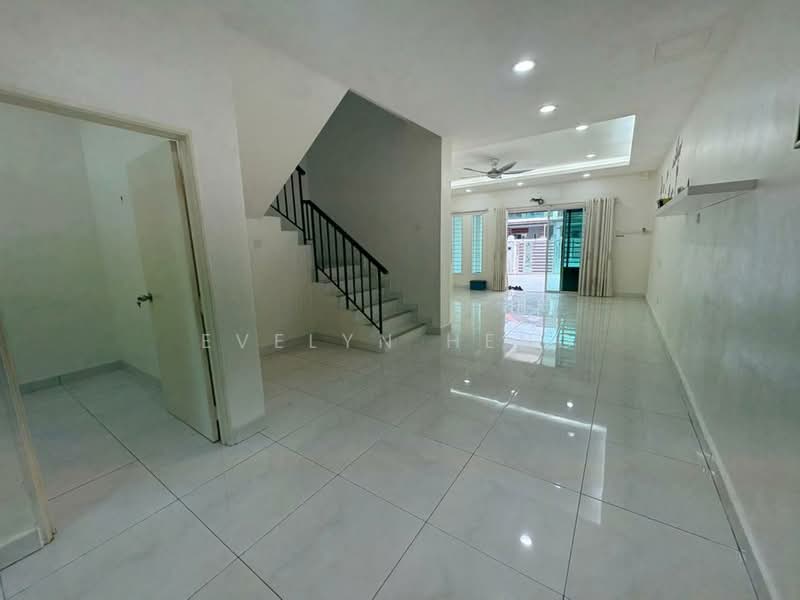 2-storey Terraced House for Sale in Taman JP Perdana (Johor Bahru) - Evelyn Heng - Living Room - PropertyGuru.com.my
