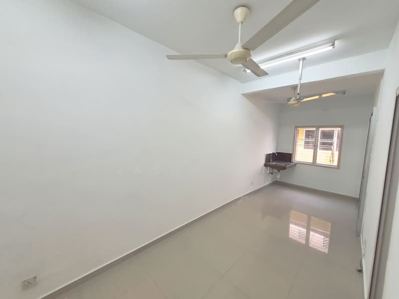Rumah Teres 2 Tingkat untuk Dijual di Taman Puncak Jalil (Seri Kembangan) - Jason Tan - Interior - PropertyGuru.com.my