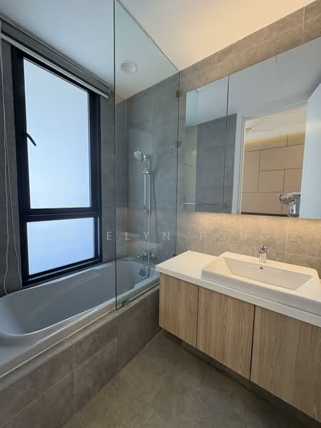 Servis Apartment untuk Disewa di Kami - Angelyn Fong - Bathroom - PropertyGuru.com.my