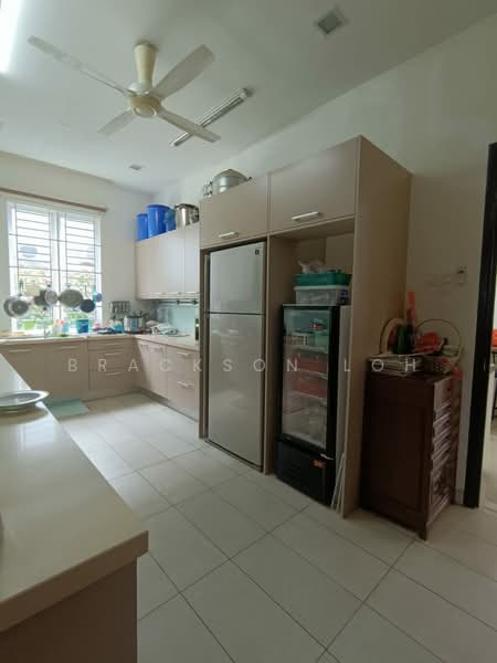 Rumah Banglo untuk Dijual di Ukay Bistari (Ulu Kelang) - Brackson Loh - Kitchen - PropertyGuru.com.my