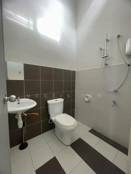 Rumah Teres 2 Tingkat untuk Disewa di Bukit Indah (Iskandar Puteri (Nusajaya)) - Noctis Tan - Bathroom - PropertyGuru.com.my