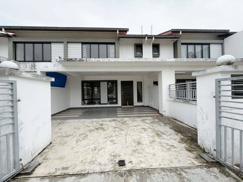 Rumah Teres 2 Tingkat untuk Dijual di Taman Pelangi Indah (Ulu Tiram) - Max Loh - Exterior - PropertyGuru.com.my