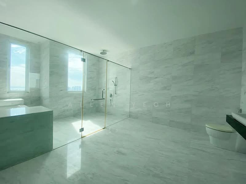 Kondominium untuk Dijual di The Cantonment - Allen Yeoh - Bathroom - PropertyGuru.com.my