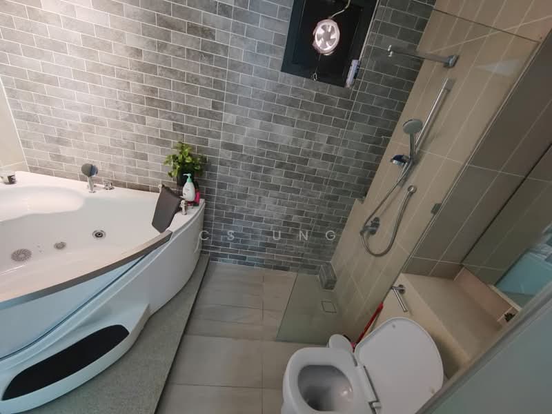 Kondominium untuk Disewa di Queens Residences Q1 @ Queens Waterfront - CS Ung - Bathroom - PropertyGuru.com.my
