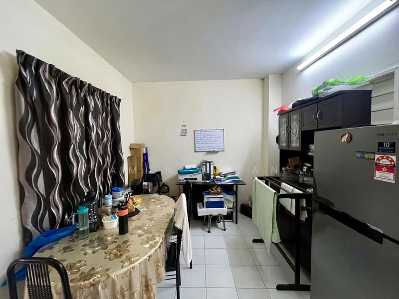 Rumah Teres 1 Tingkat untuk Dijual di Saujana Puchong (Puchong) - Amin Azlan - Dining Room - PropertyGuru.com.my