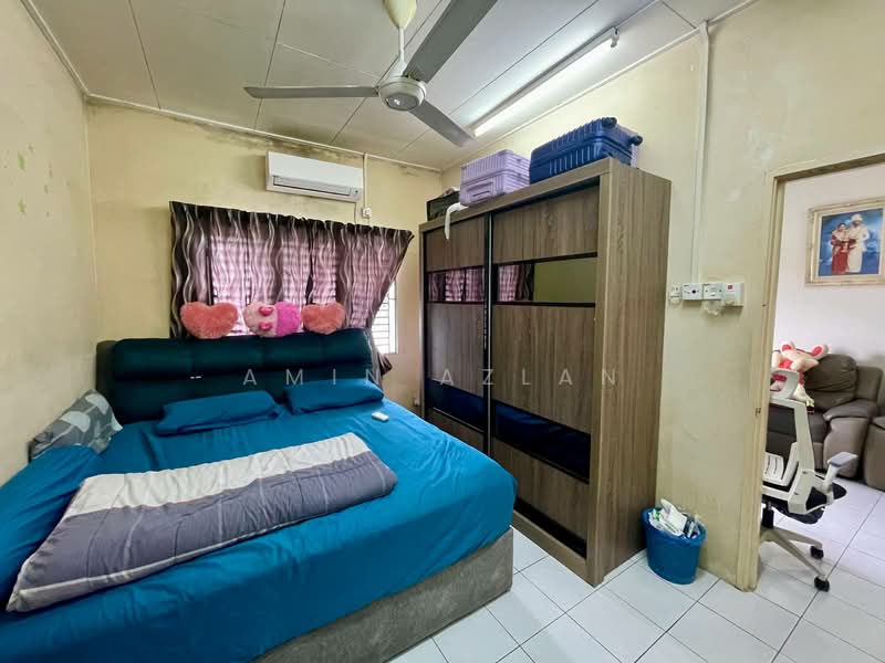 Rumah Teres 1 Tingkat untuk Dijual di Saujana Puchong (Puchong) - Amin Azlan - Bedroom - PropertyGuru.com.my