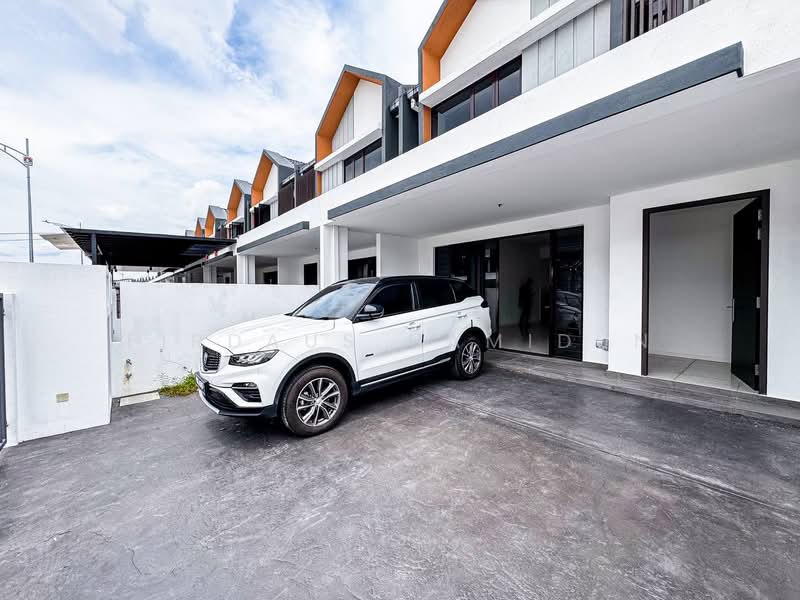 2-storey Terraced House for Sale in Sepang (Selangor) - Firdaus Hamidun - PropertyGuru.com.my