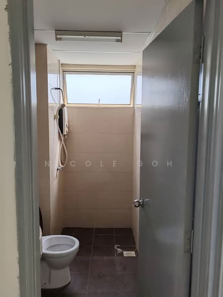 Condominium for Sale at Platinum Lake PV 20 - Nicole Goh - Bathroom - PropertyGuru.com.my