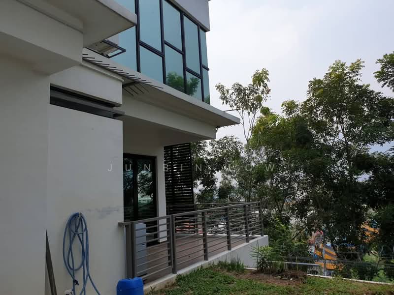 Rumah Berkembar untuk Disewa di 16 Sierra (Puchong) - Junbin Low - Exterior - PropertyGuru.com.my