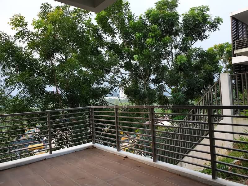 Rumah Berkembar untuk Disewa di 16 Sierra (Puchong) - Junbin Low - Balcony - PropertyGuru.com.my